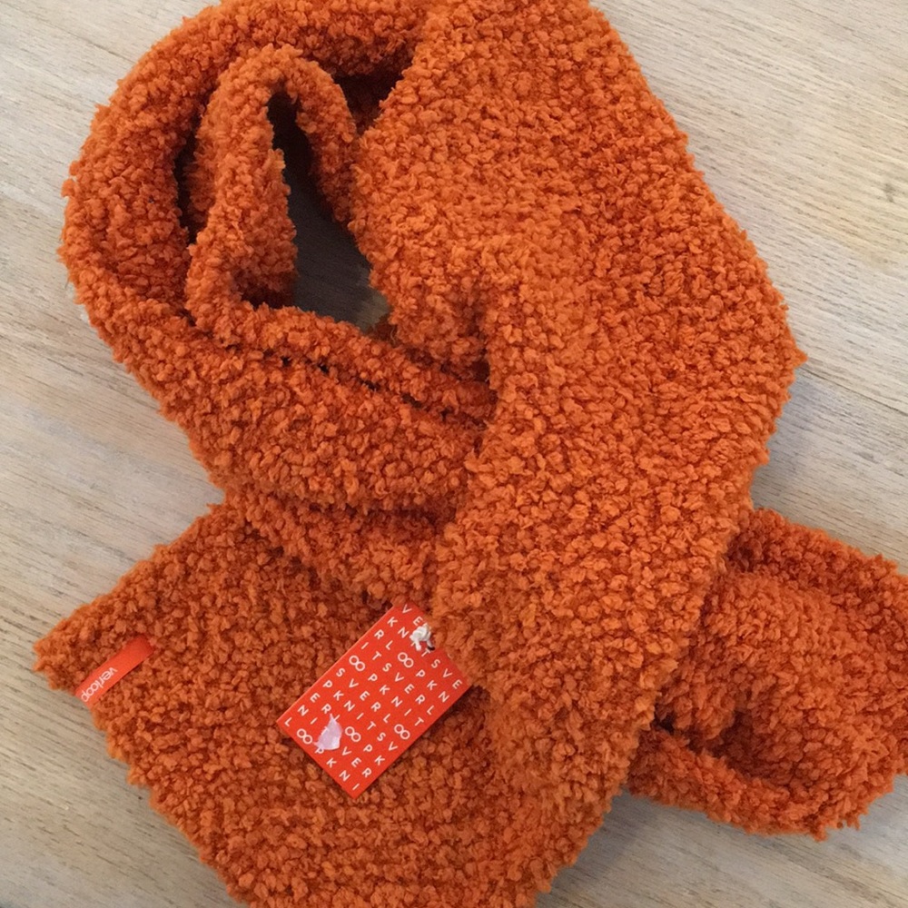 Teddy fur pull thru scarf